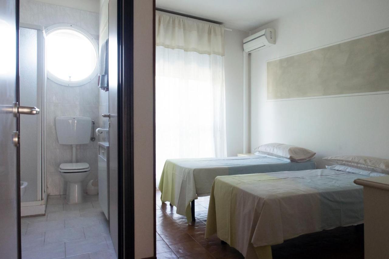 Hotel La Vela Castelnuovo Rangone Екстер'єр фото