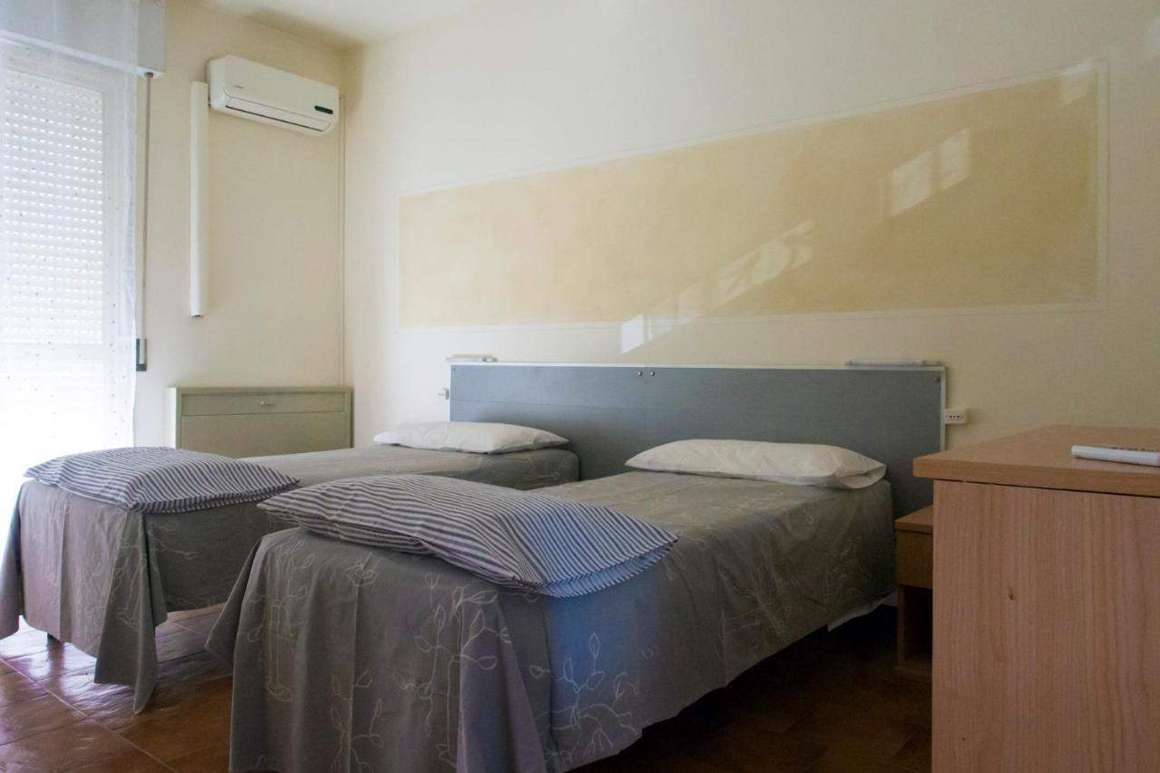 Hotel La Vela Castelnuovo Rangone Екстер'єр фото